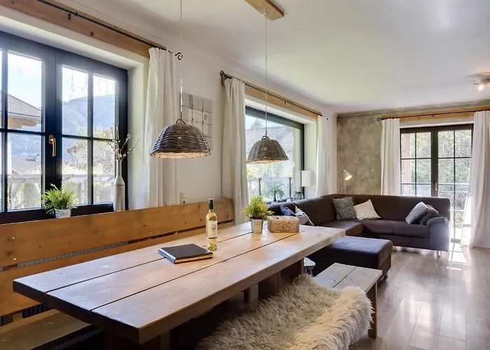 In Near Slopes 레오강